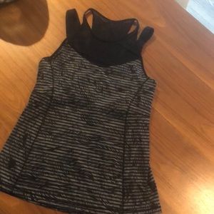 Lululemon barely worn, built in sports bra